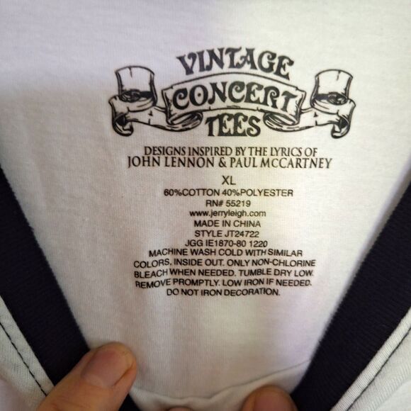 Vintage Concert Tees Women's Raglan Top Sgt. Pepper's Lonely Hearts Club Band XL - Picture 3 of 8
